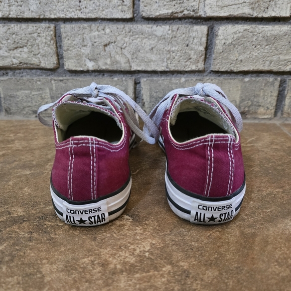 Burgundy | CONVERSE | Classic Sneaks - Picture 4 of 5